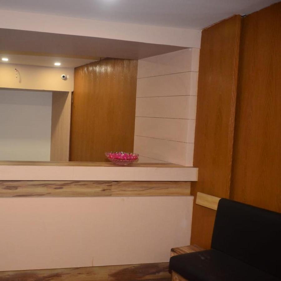 Rāipur Hotel Poonam מראה חיצוני תמונה