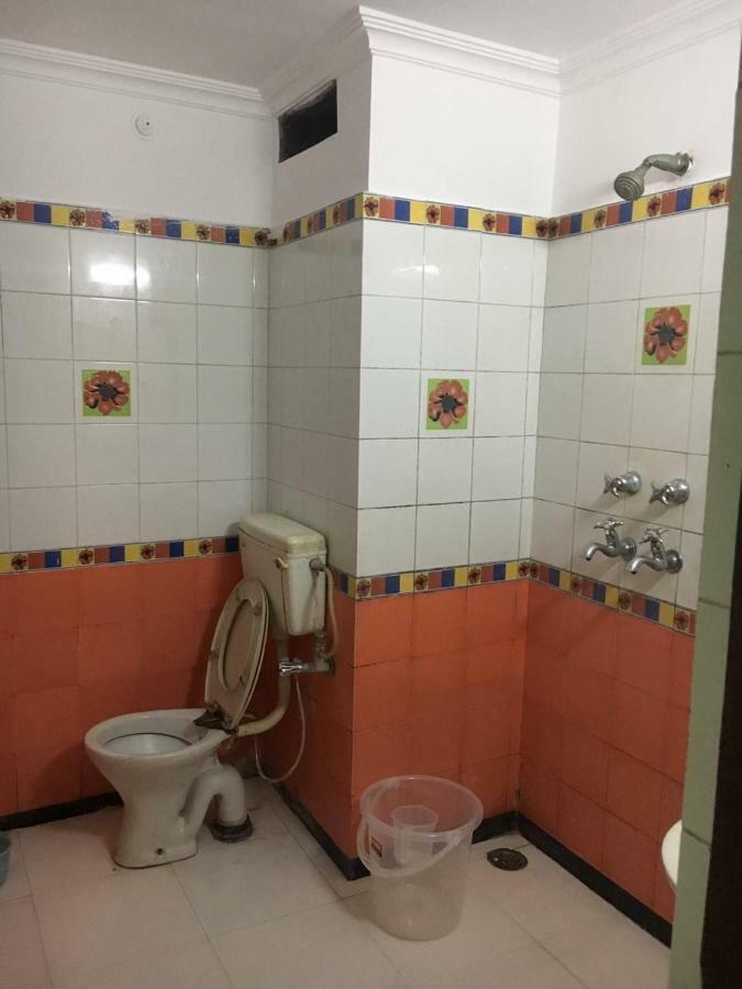 Rāipur Hotel Poonam מראה חיצוני תמונה